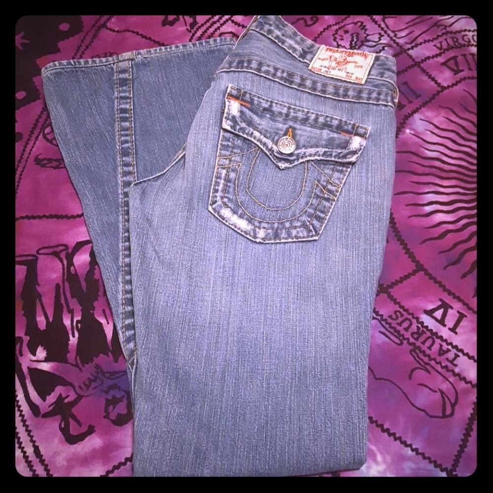 LIKE NEW TRUE RELIGION DISTRESSED 27 - Picture 1 of 8